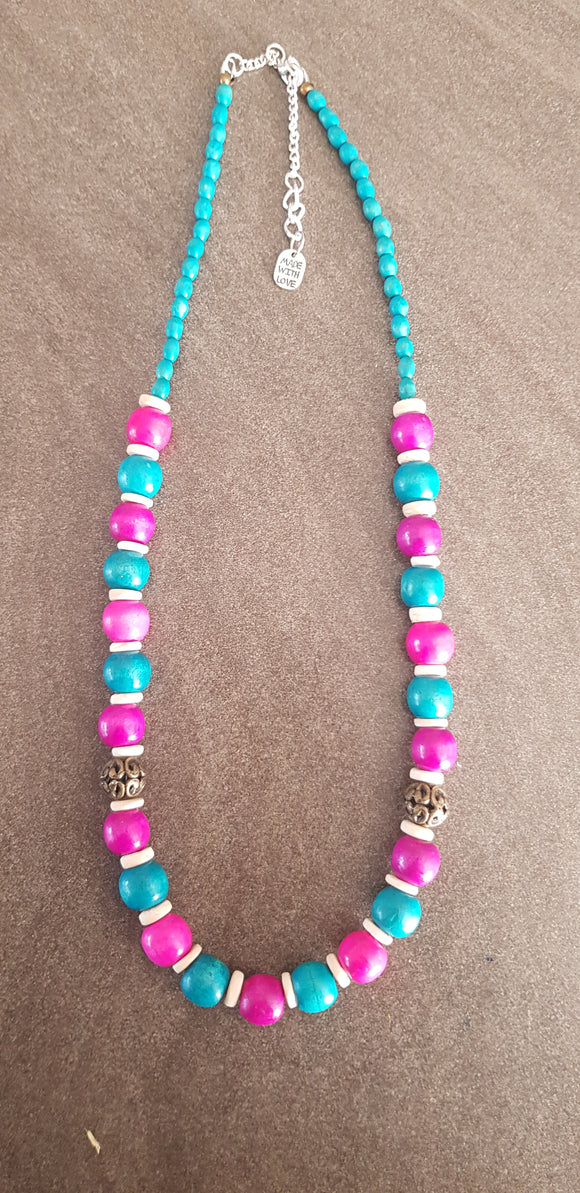 Wooden Necklace Pink/Turquoise