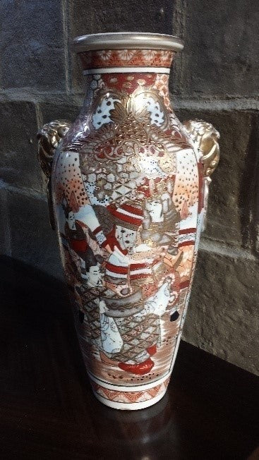 Japanese Satsuma vase, 430 h